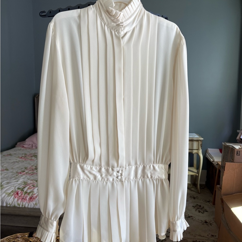Fancy vintage ivory blouse